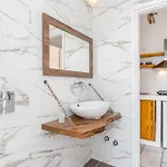 Naxian Serenity Apartment *